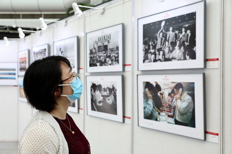 120幅图片中感受特区40年发展,认识南山“最美奋斗者”