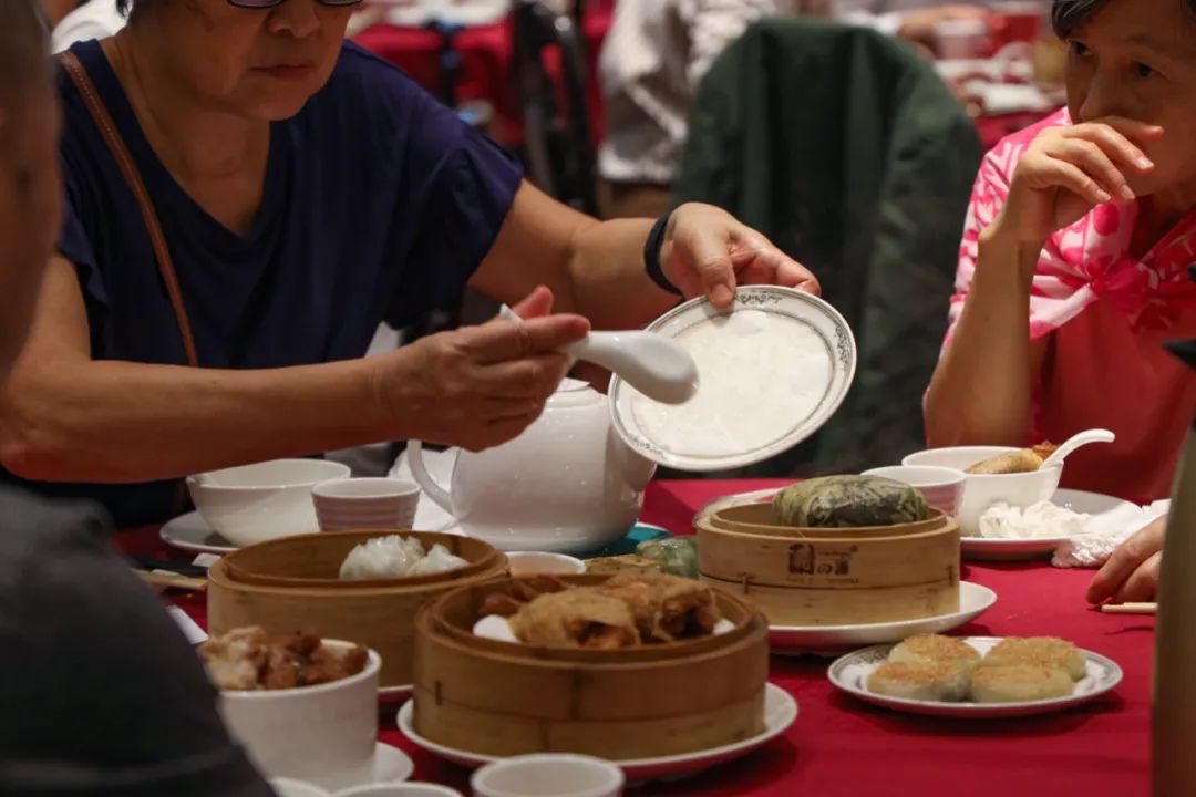 “嫌麻烦”不打包？七成受访者支持餐厅推行小分量饭菜