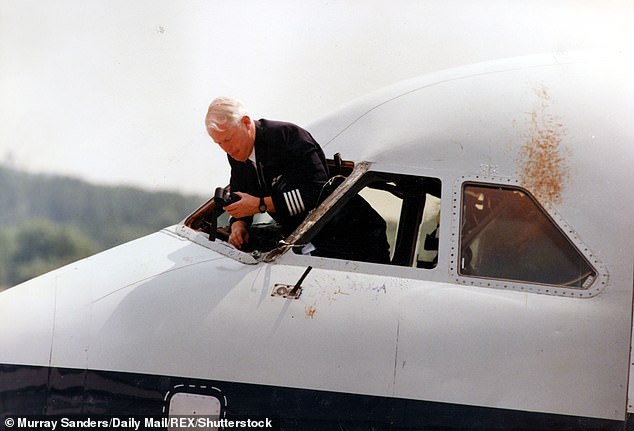 35731844-8954251-A_British_Airways_captain_investigates_the_BAC_111_at_Southampto-a-21_1605565417137 (1).jpg
