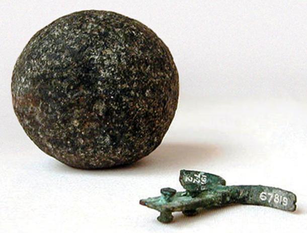 Hook-and-granite-ball-recovered.jpg