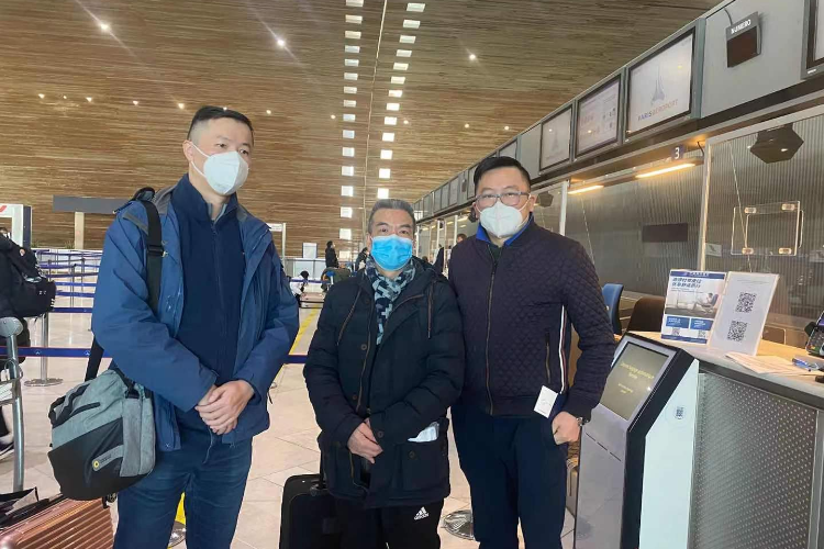 佛山一涉合同诈骗红通逃犯自首!潜逃十年海外疫情蔓延后投案