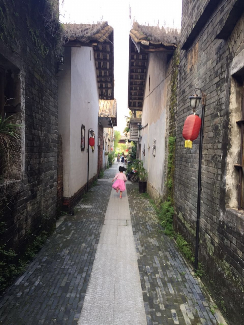 花都，花山小镇.jpg