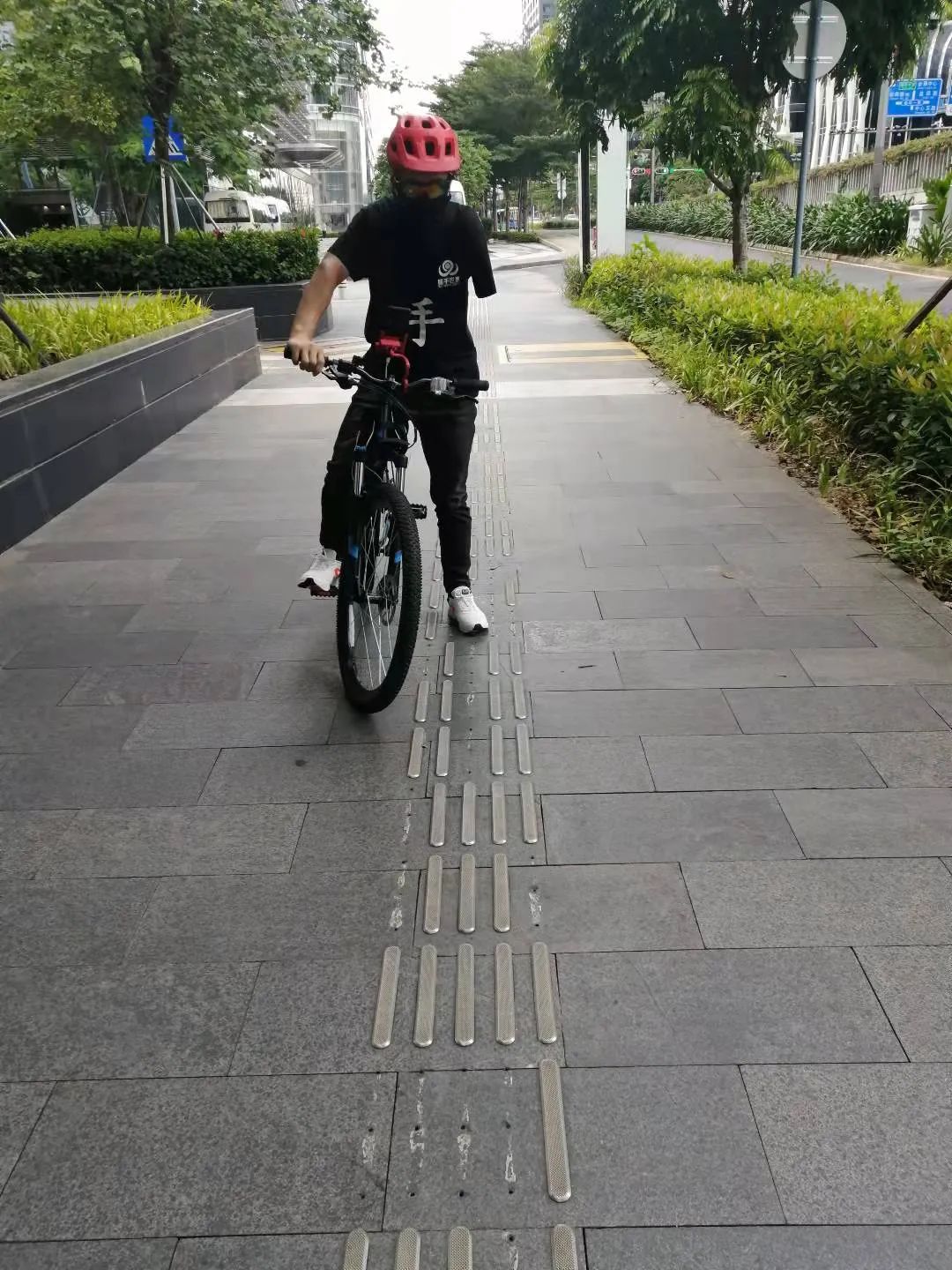 1080x1440_ca8eb6f4d645920e.jpg