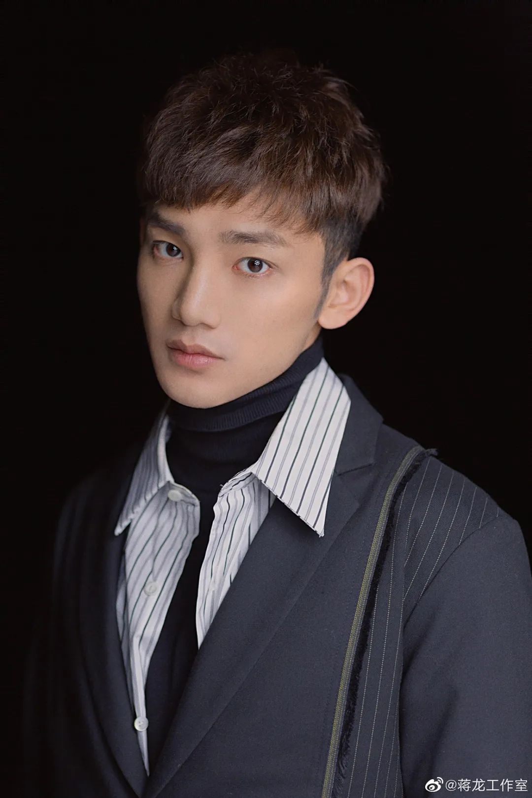 1080x1620_4cd84d51eccbc87e.jpg