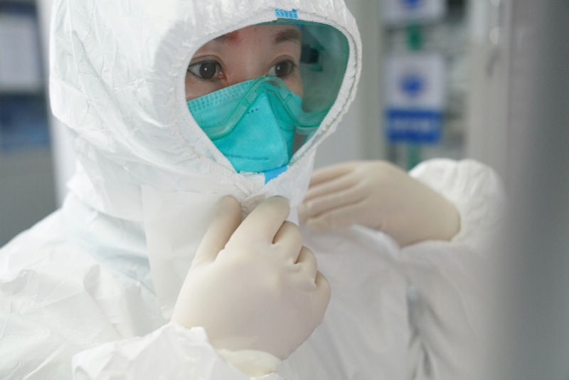 火箭军女军医抗"疫"一线记录:这也许是我军旅生涯最后一次战斗