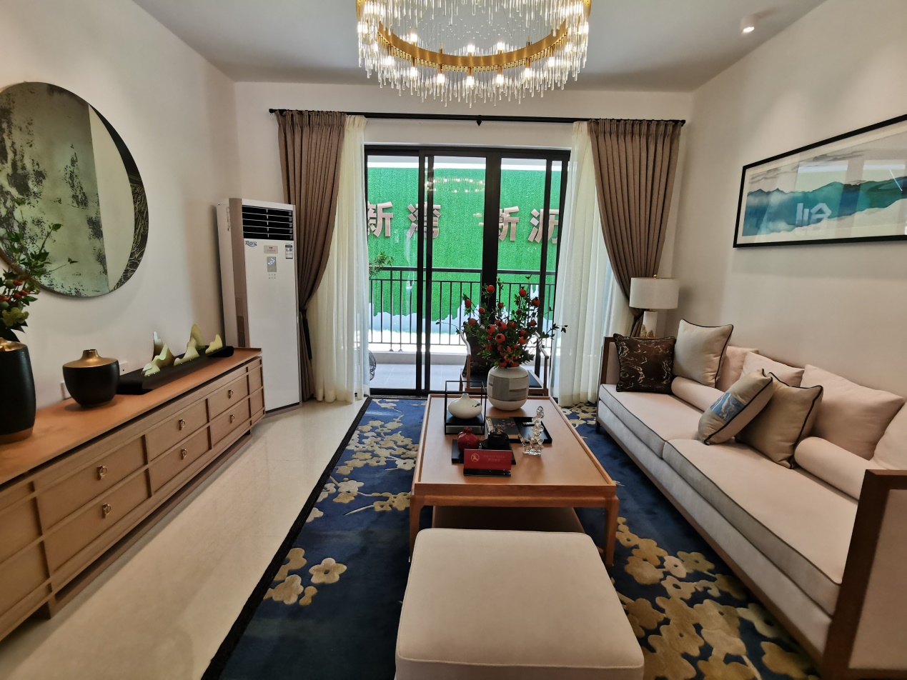 《沥滘城中村改造私宅房屋补偿安置协议》