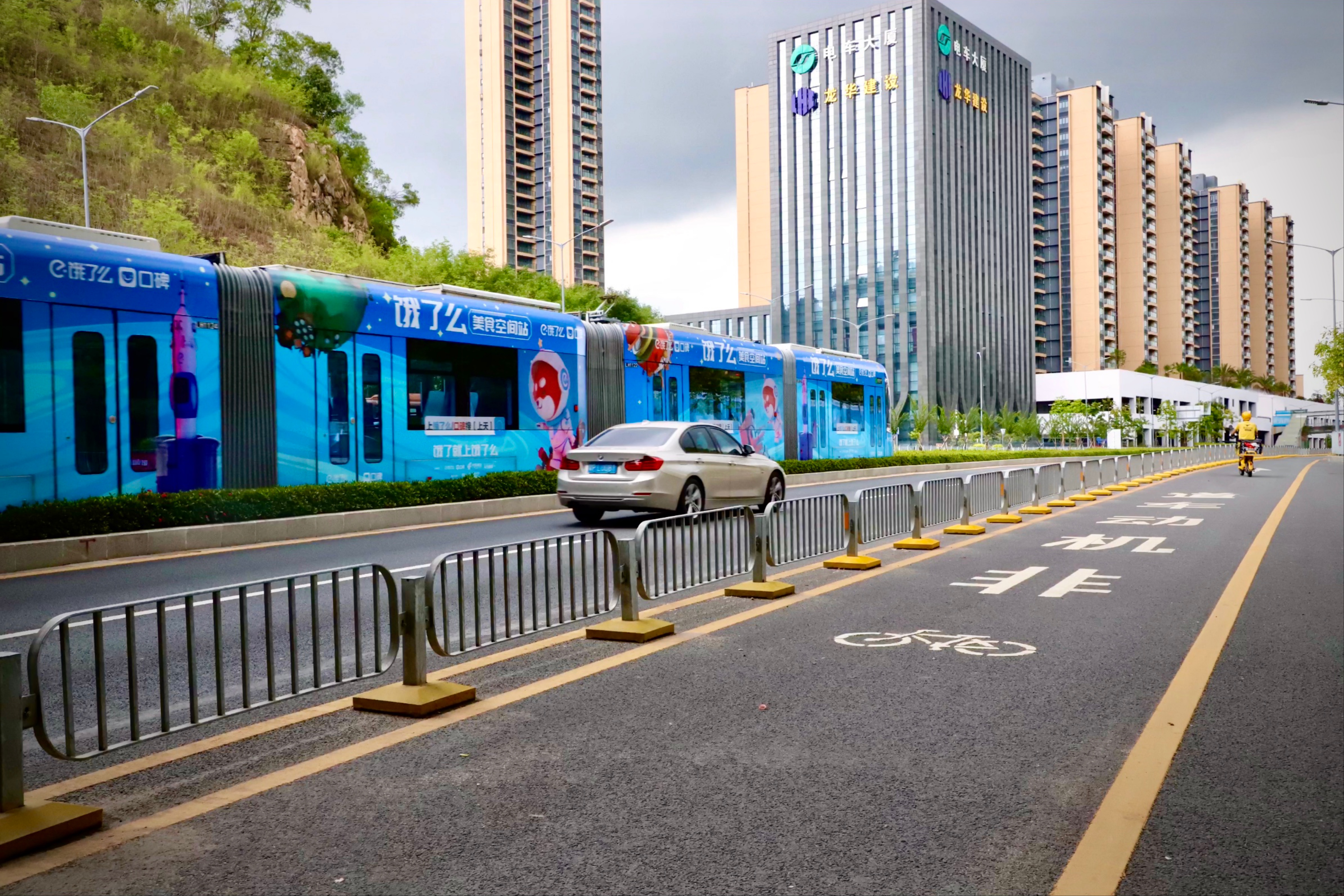 观湖街道多项举措维护道路交通安全