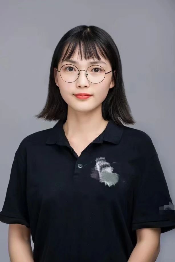 真是人如其网名,你有时候会觉得这个"95后"老师特别"莫名其妙",根本