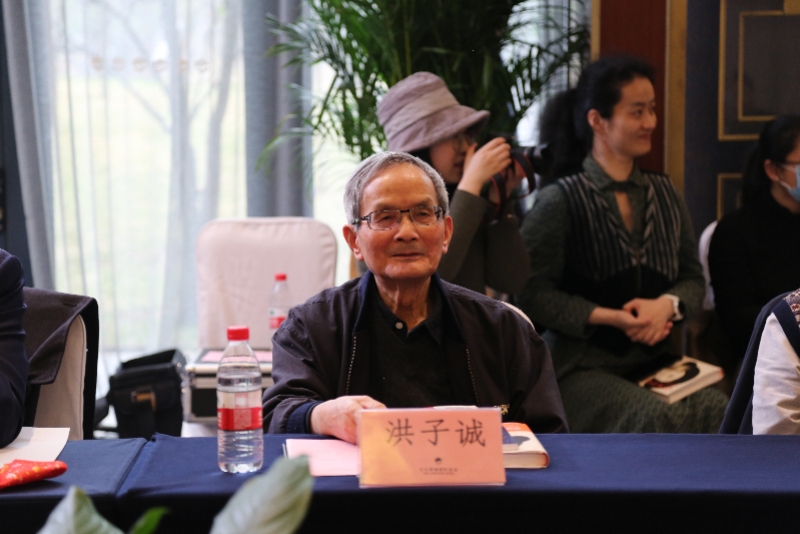 既开风气也为师:乐黛云先生自传书写"九十年沧桑"