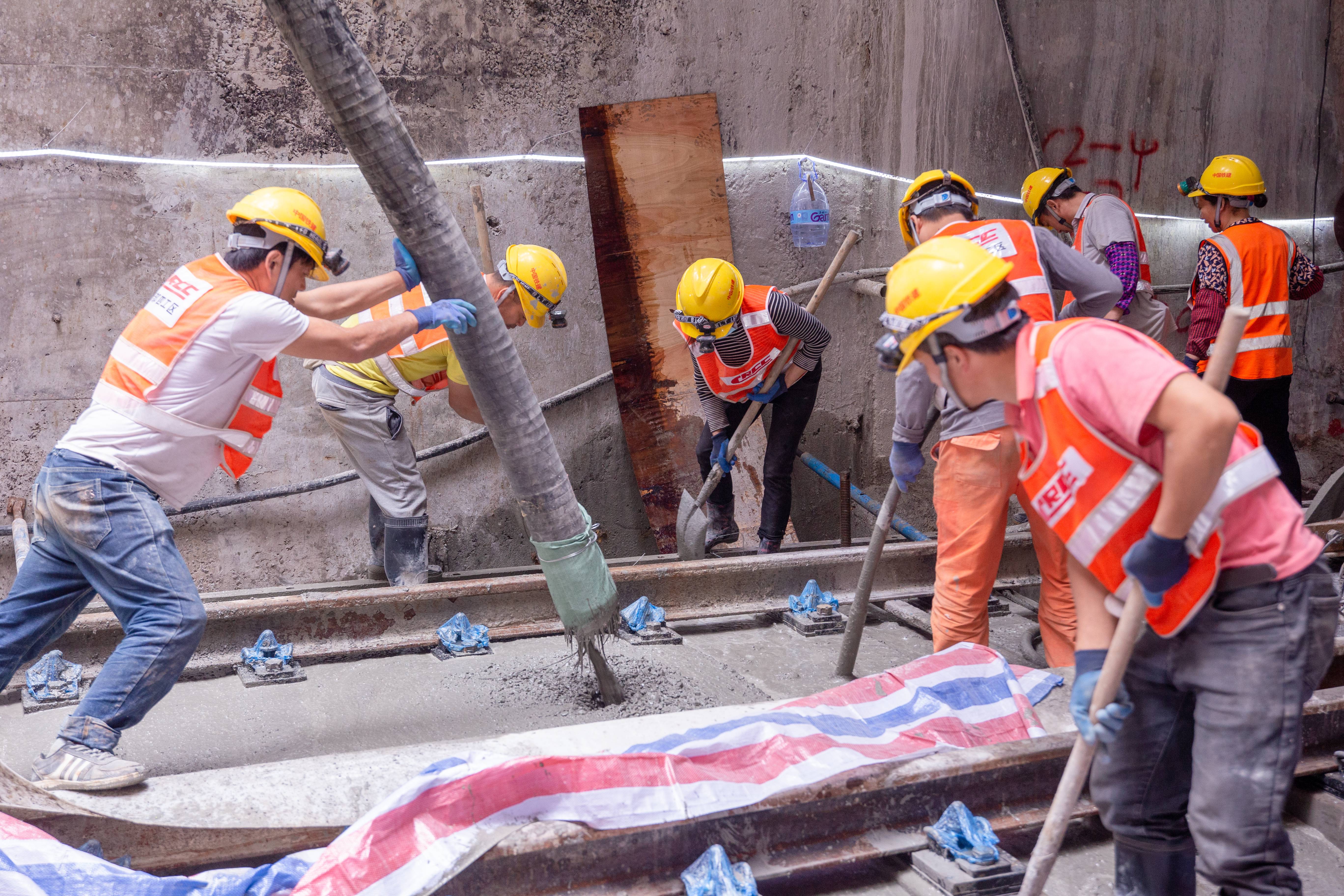 广州地铁十八号线首通段万顷沙冼村短轨贯通