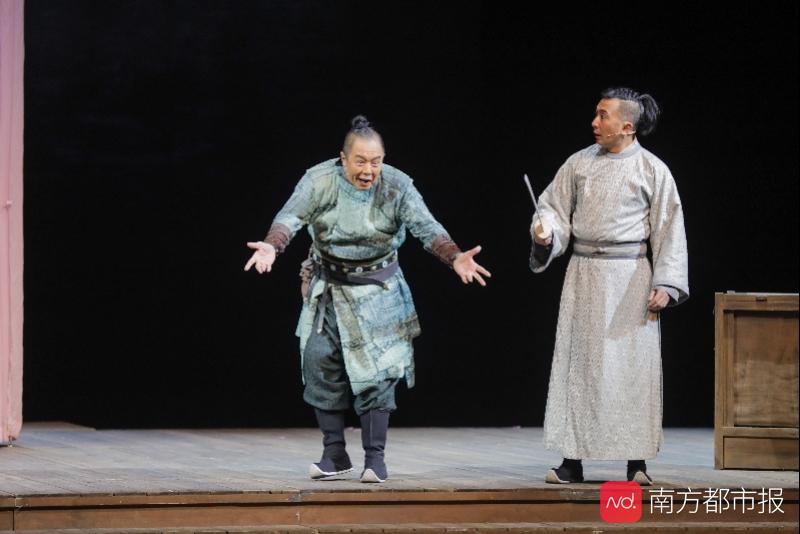 张铁林主演《我爱桃花》登陆广州,一场爱恨纠缠"戏中戏"