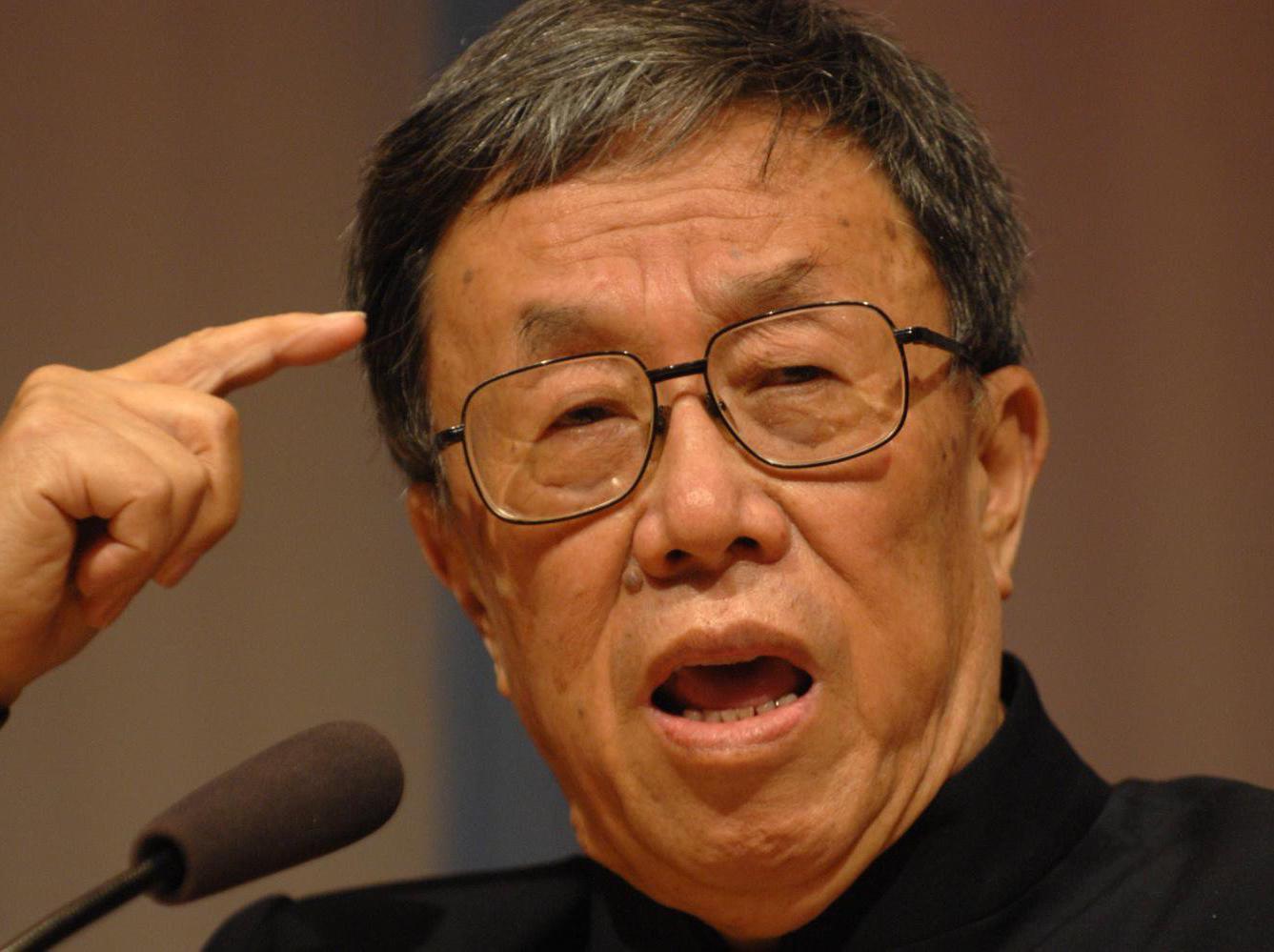 南方都市报:王蒙经典作品首次改编亮相舞台,《活动变人形》广州站开票